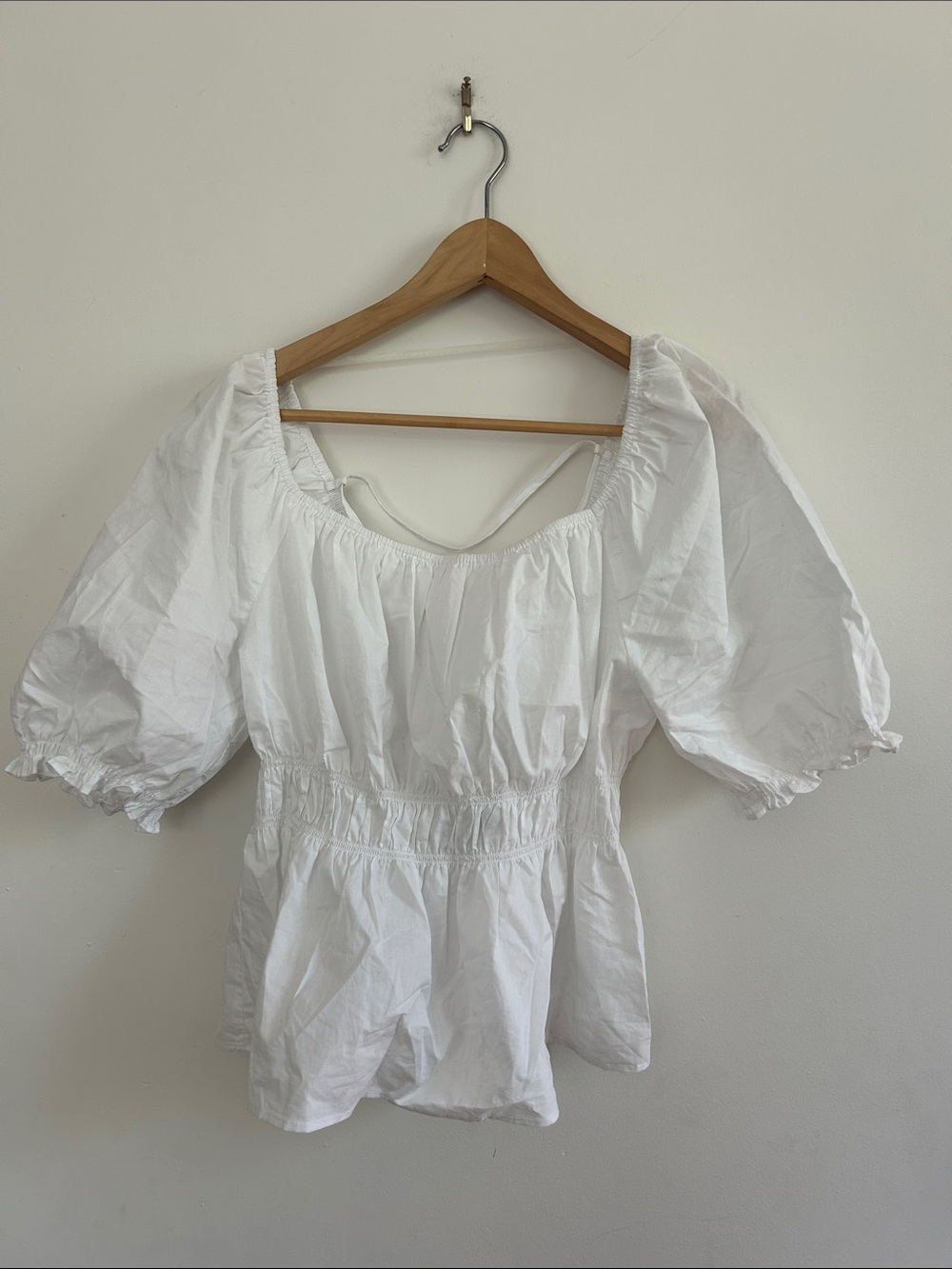 Sanctuary White Puff Sleeve Peasant blouse